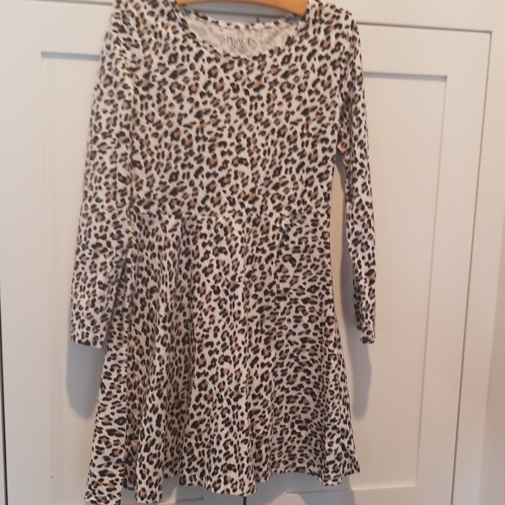 Girls leopard swing dress From The CHILDRENS PLACE SIZE 7/8 (M)
